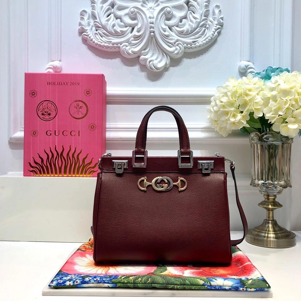 First bag ru Gucci top leather handle small bag Zumi grainy 0807